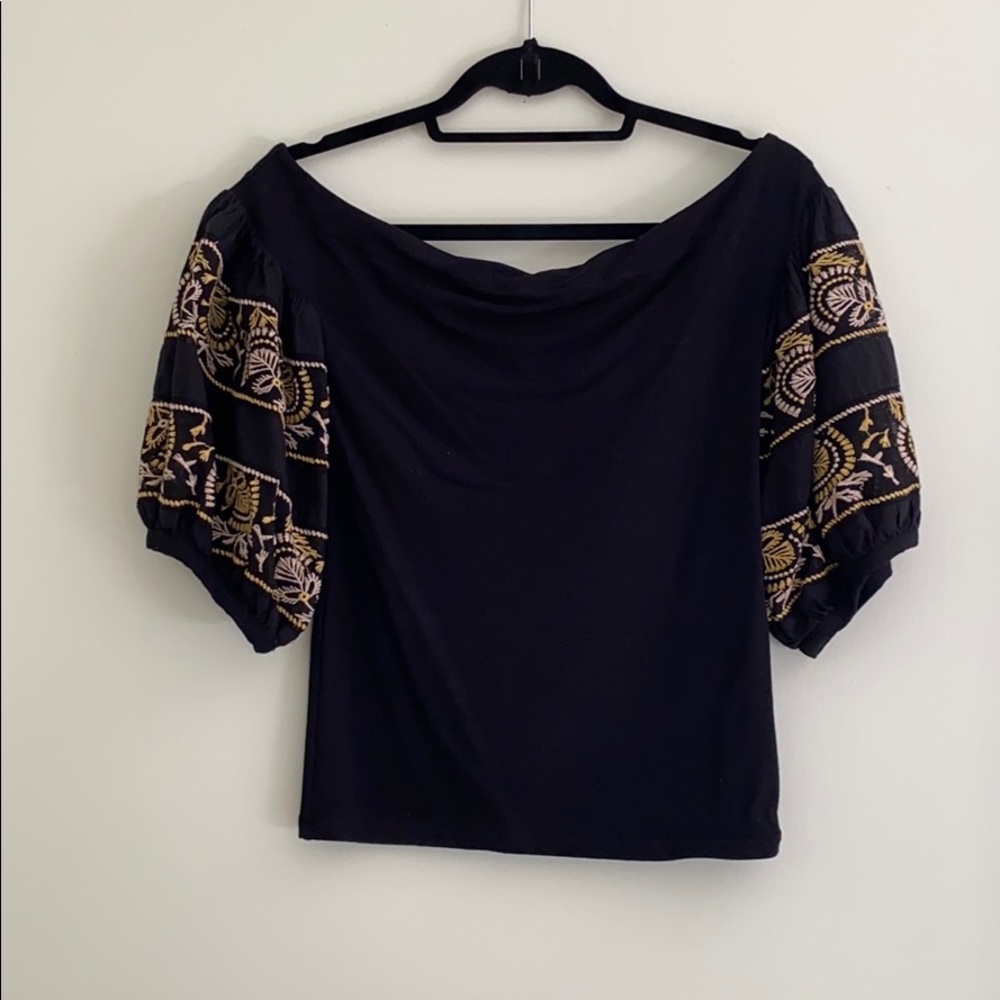 Free people XS off the shoulder balloon sleeve top